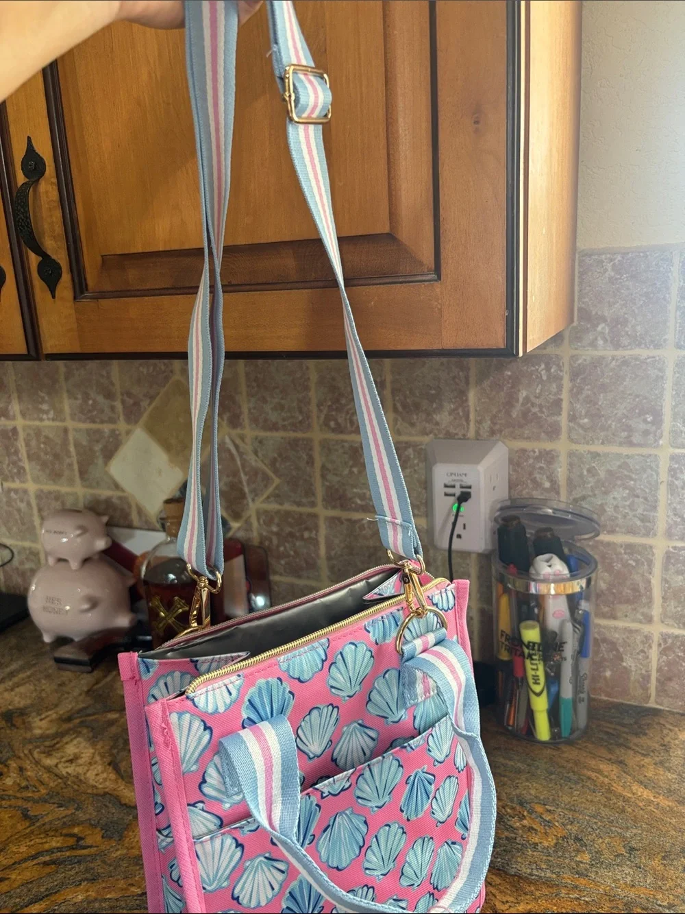 Simply Southern insulated lunch bag NWT Shell-Print Tote handle and strap